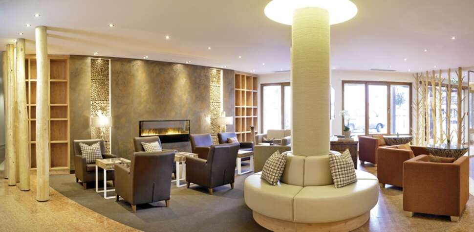 Een foto van het interieur van Das Alpenhaus Kaprun