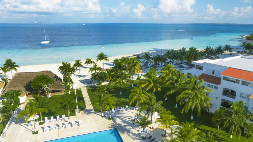 Ein Foto vom Pool im Beachscape Kin Ha Villas & Suites