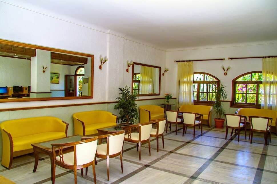 Een foto van het interieur van Club Lyda Hotel