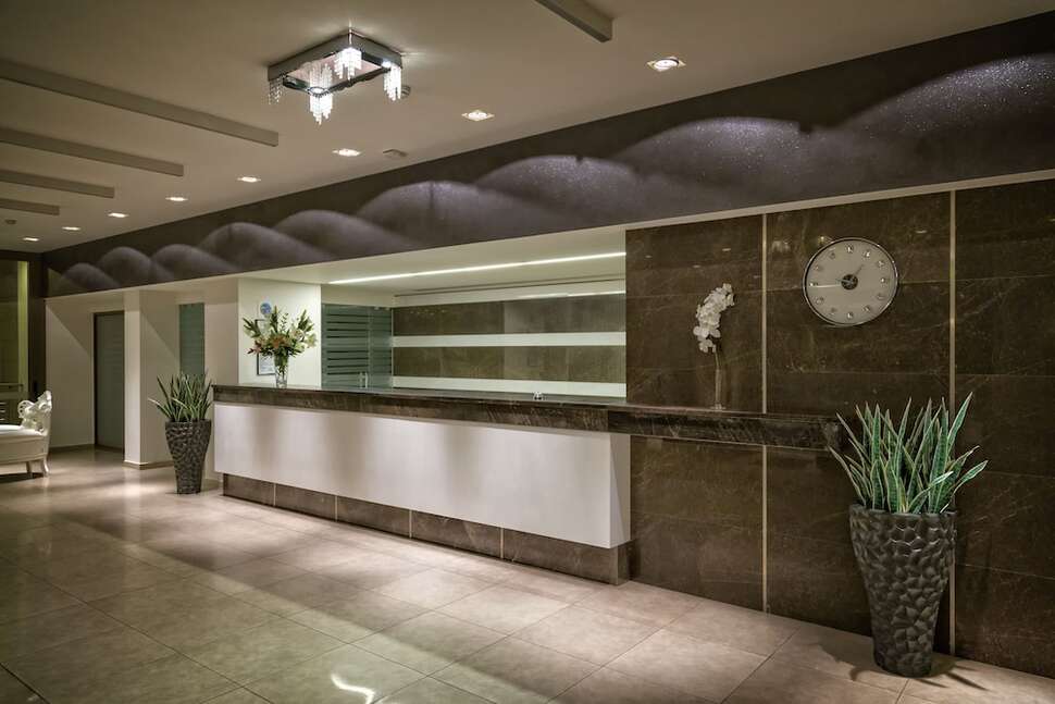 Een foto van het interieur van Hotel Lagomandra & Spa