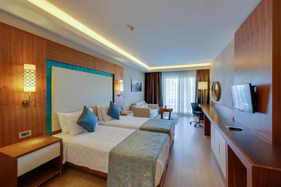 Een foto van Ramada Hotel & Suites by Wyndham Kusadasi