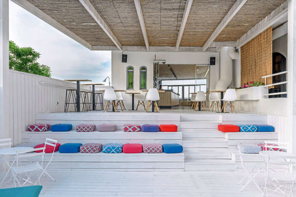 Een foto van de faciliteiten bij Azure Mare Hotel