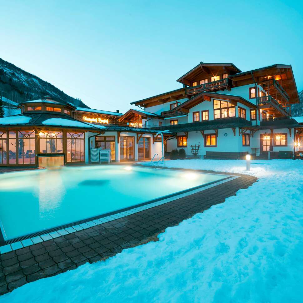 Ein Foto vom Pool im Feriendorf Ponyhof