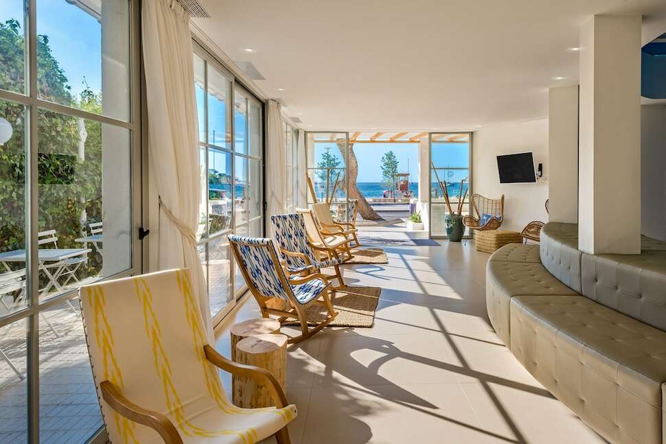 Een foto van het interieur van Fergus Style Palmanova