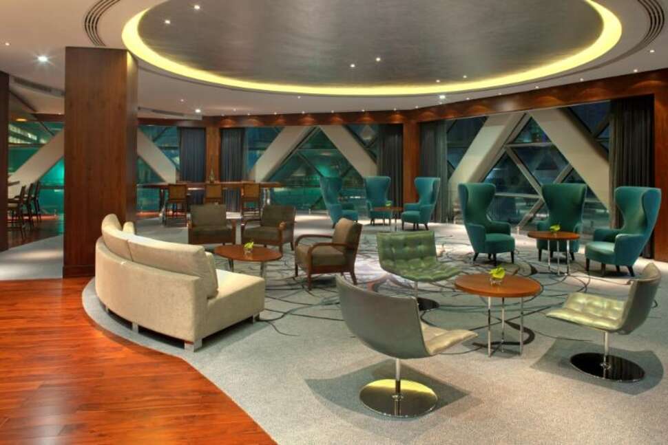 Ein Foto vom Innenbereich im Andaz Capital Gate by Hyatt