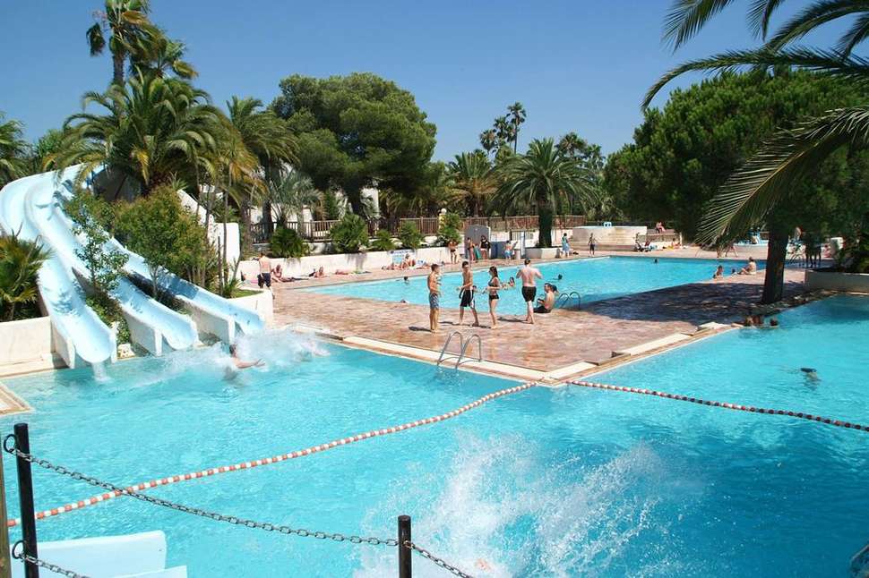 Een foto van Camping La Baume - La Palmeraie