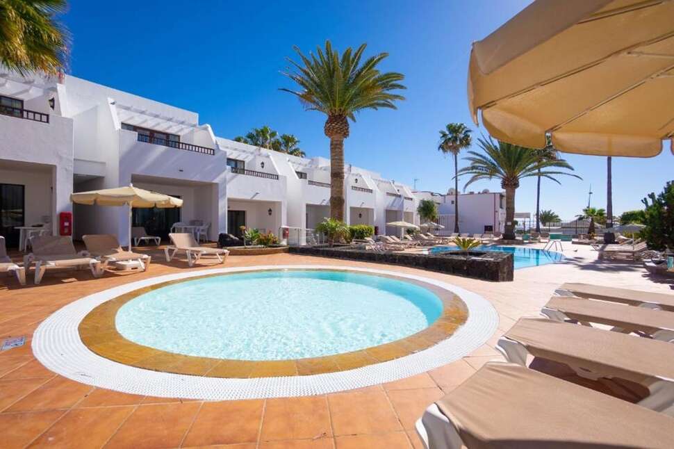 Ein Foto vom Pool im Apartments Flamingo