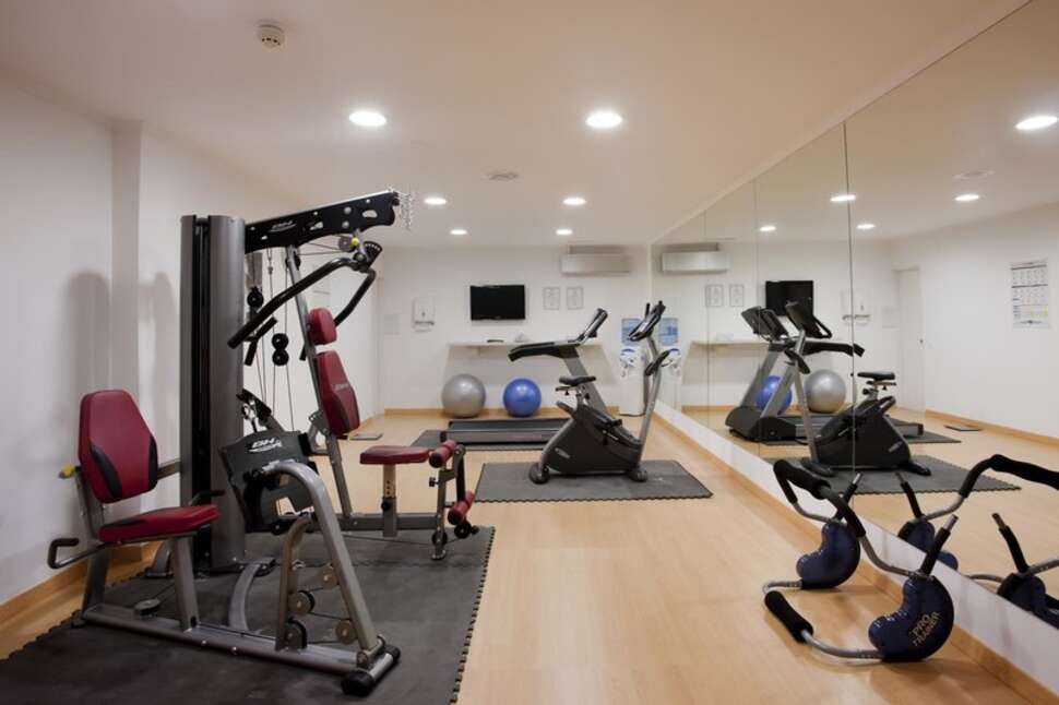 Een foto van de faciliteiten bij Holiday Inn Algarve Armacao de Pera