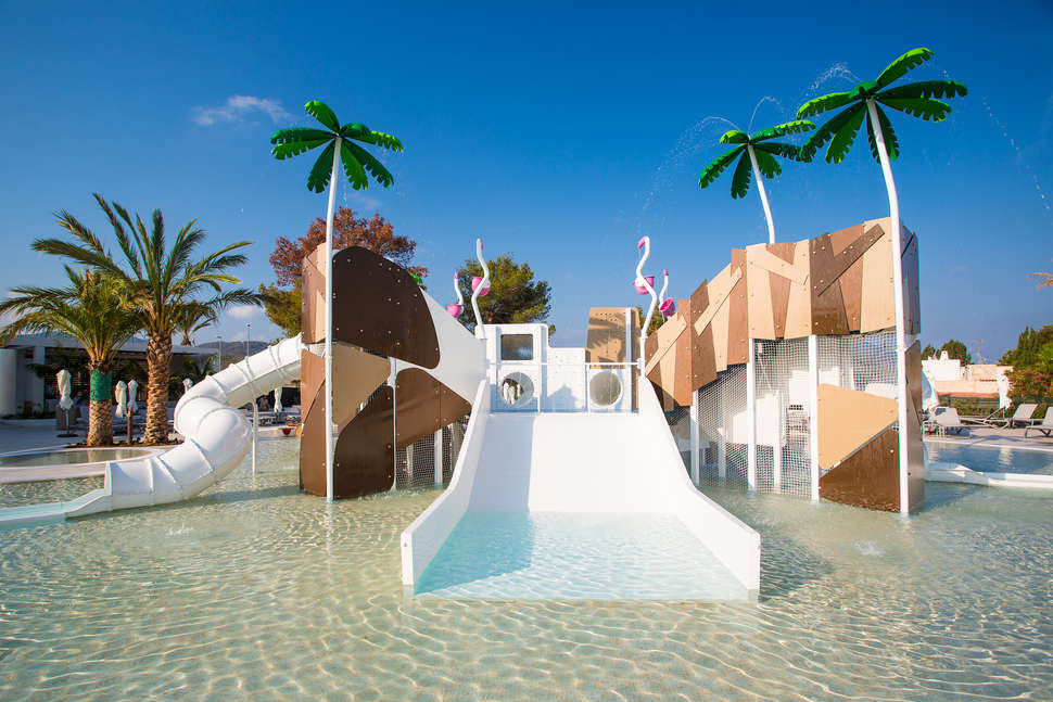 Een foto van het zwembad bij Insotel Tarida Beach Resort & Spa