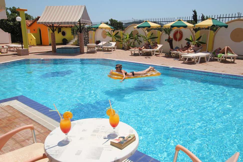 Ein Foto vom Pool im Grecian Fantasia Resort