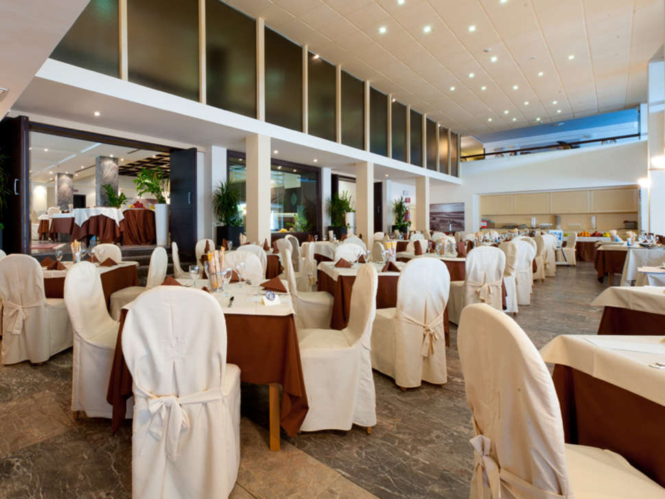 Ein Foto Grand Hotel Continental Tirrenia