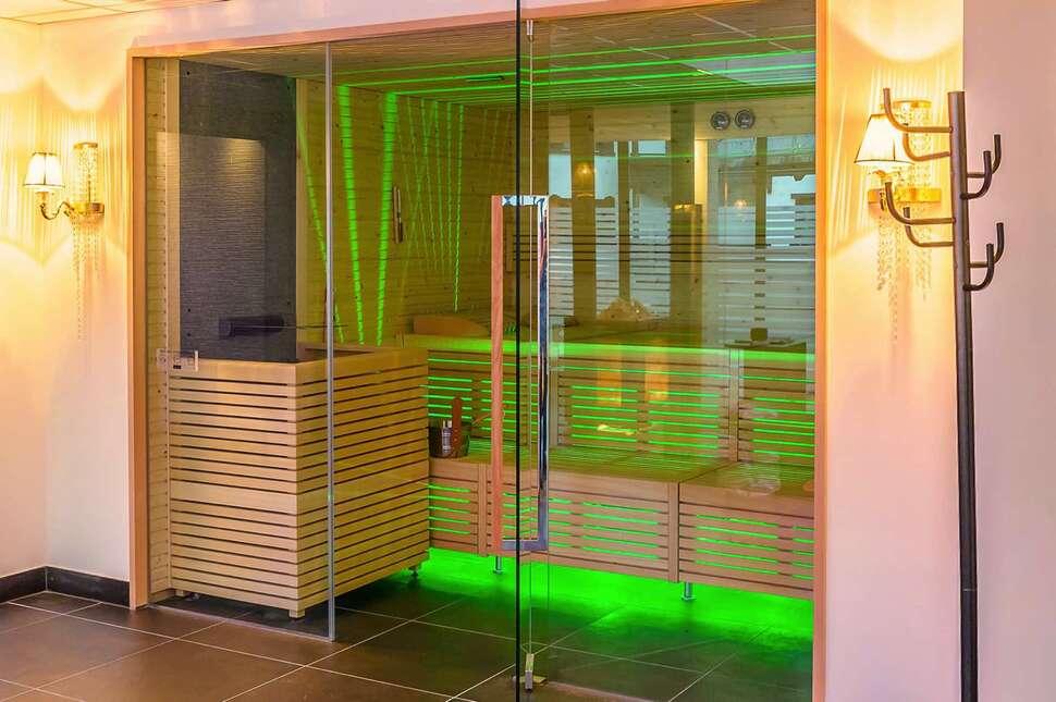 Ein Foto Alpenhotel Fall in Love