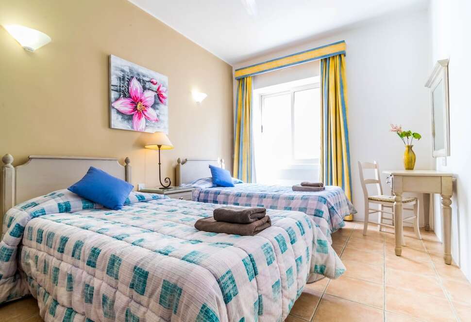 Ein Foto Ta Frenc Apartments