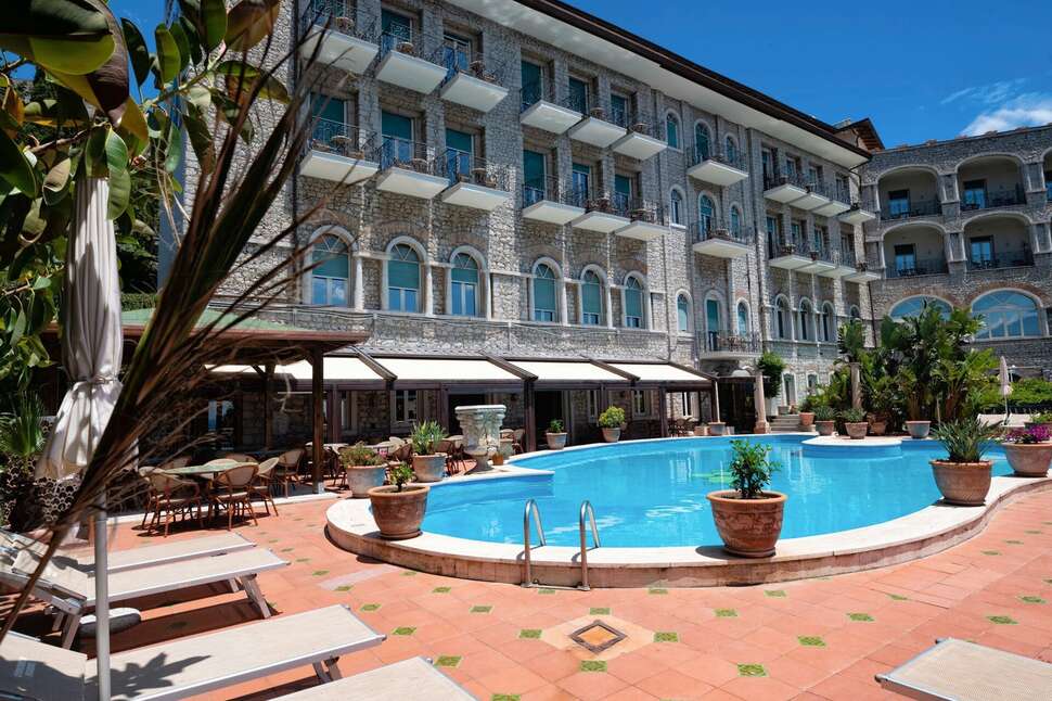 Een foto van een overzicht van Taormina Park Hotel