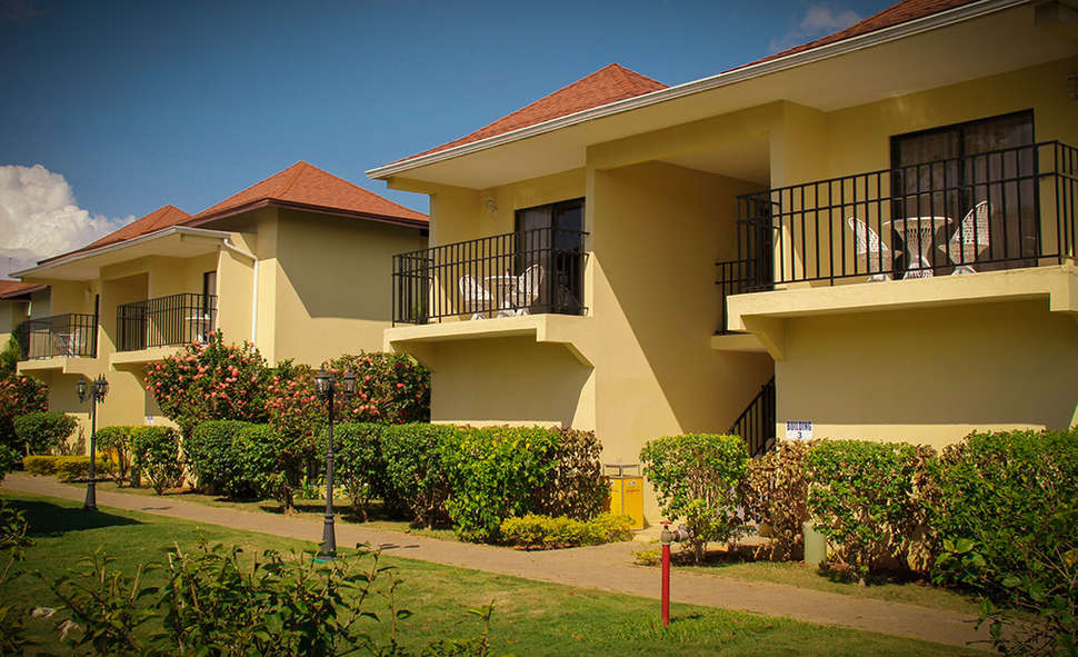 Een foto van de buitenkant van Rooms on the Beach Negril