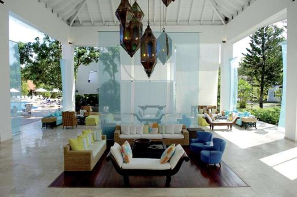 Een foto van het interieur van BlueBay Villas Doradas