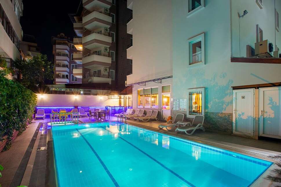 Een foto van het zwembad bij Alanya Beach Hotel