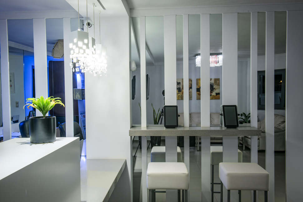 Een foto van het interieur van Happy Cretan Suites