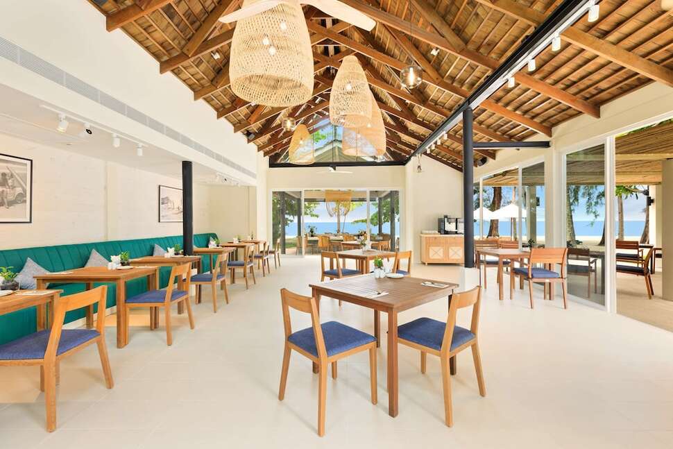 Een foto van Outrigger Khao Lak Beach Resort