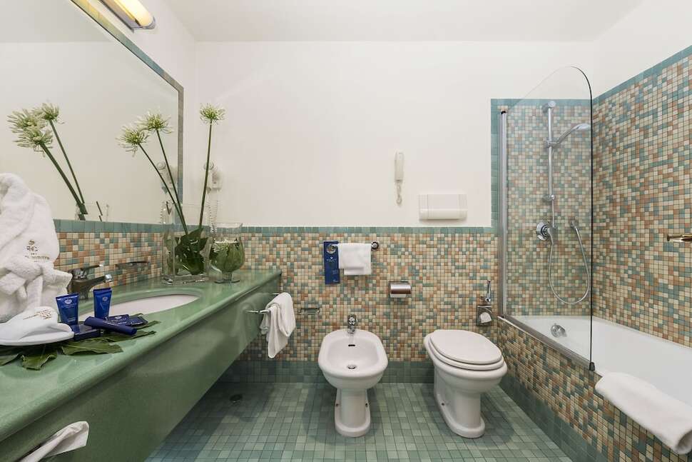 Een foto van Royal Continental Hotel