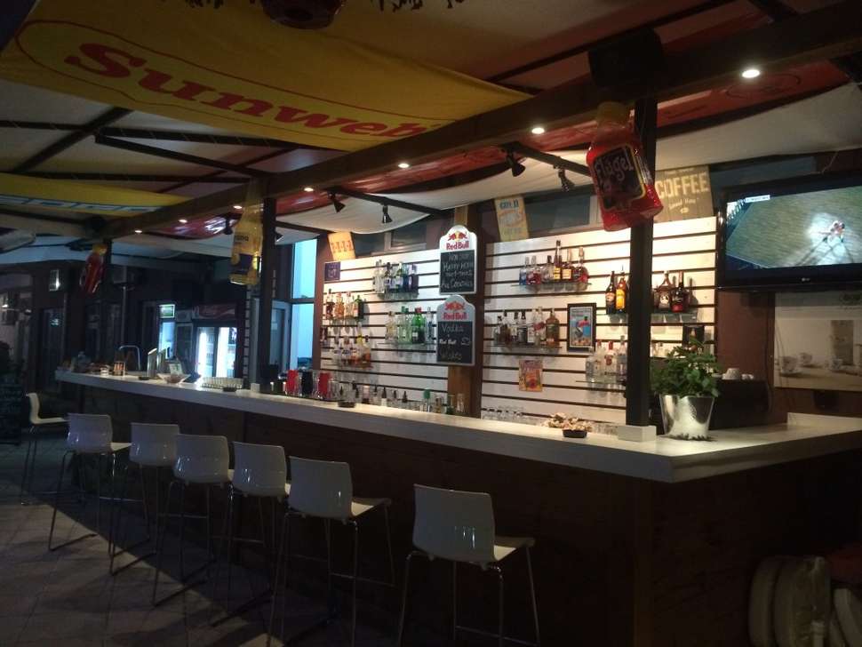 Een foto van het interieur van Admiral Plaza