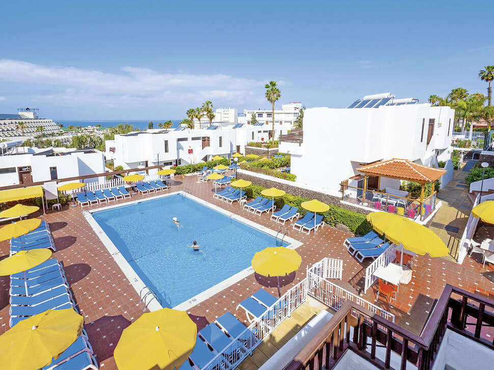Een foto van het zwembad bij Paraiso del Sol & Paradero Appartementen