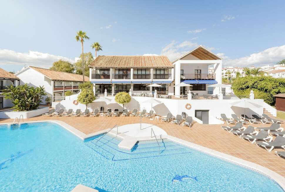 Een foto van het zwembad bij Hotel Diana Park