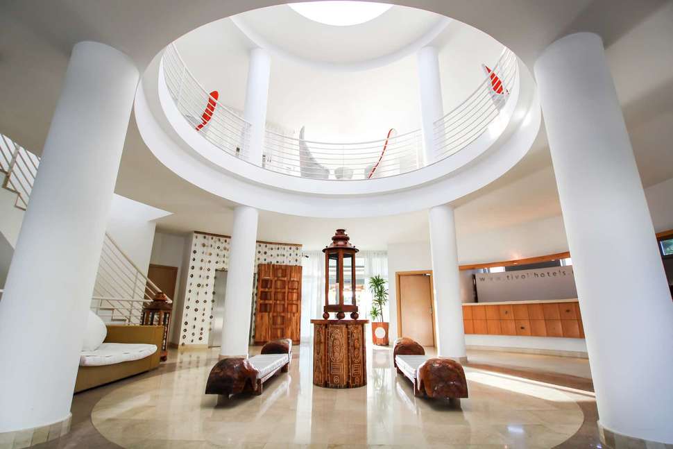 Een foto van het interieur van NH Marina Portimao Resort
