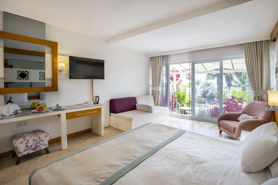 Een foto van Flora Garden Beach Hotel