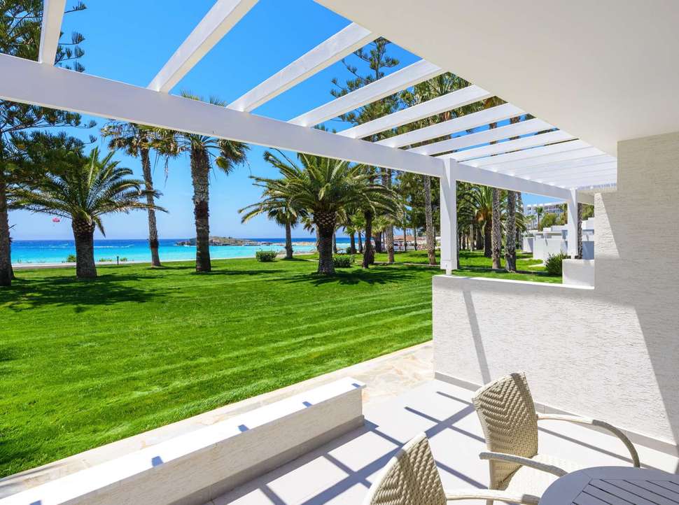 Een foto van Nissi Beach Resort
