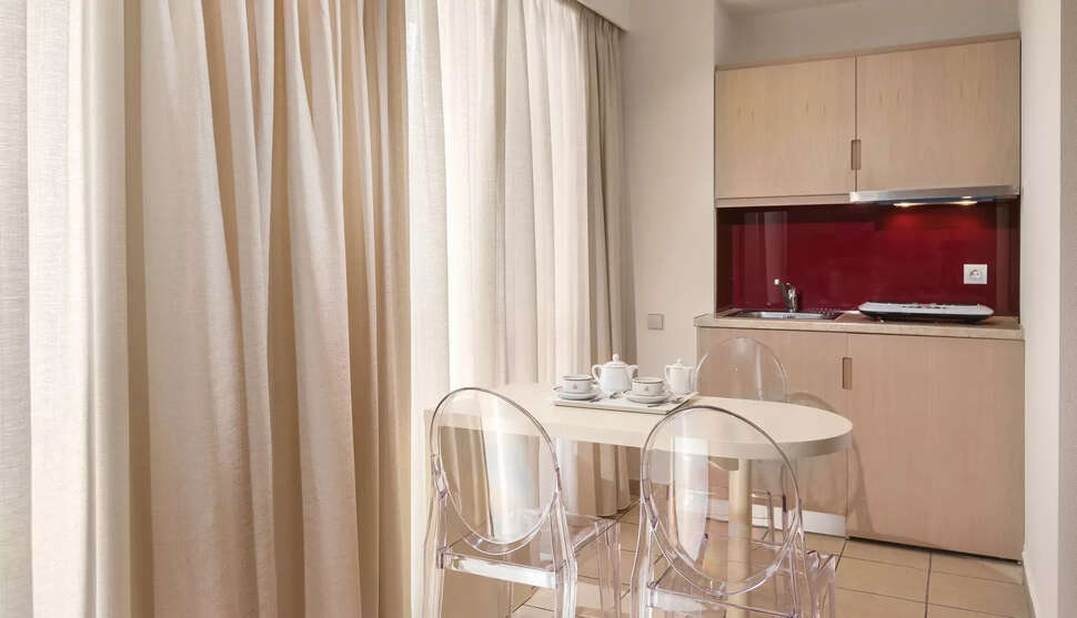 Ein Foto Alexandra Hotel
