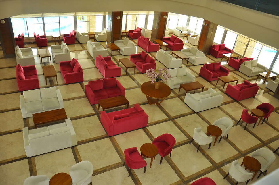 Een foto van het interieur van Ramada Resort By Wyndham Side