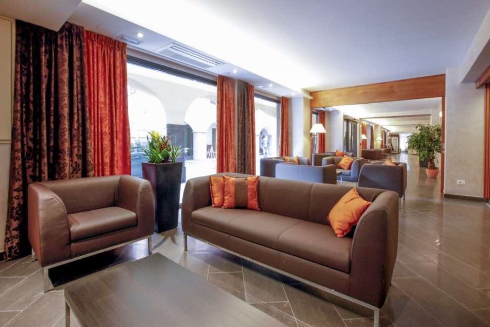 Een foto van het interieur van Hotel Monte Rosa
