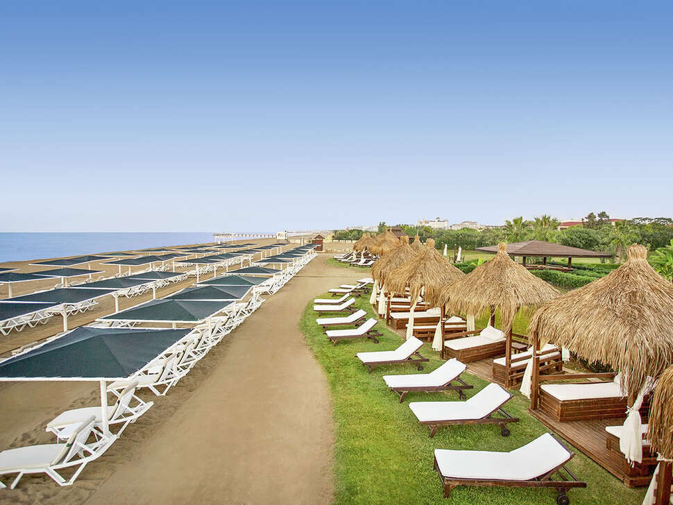 Een foto van het strand bij IC Hotels Residence