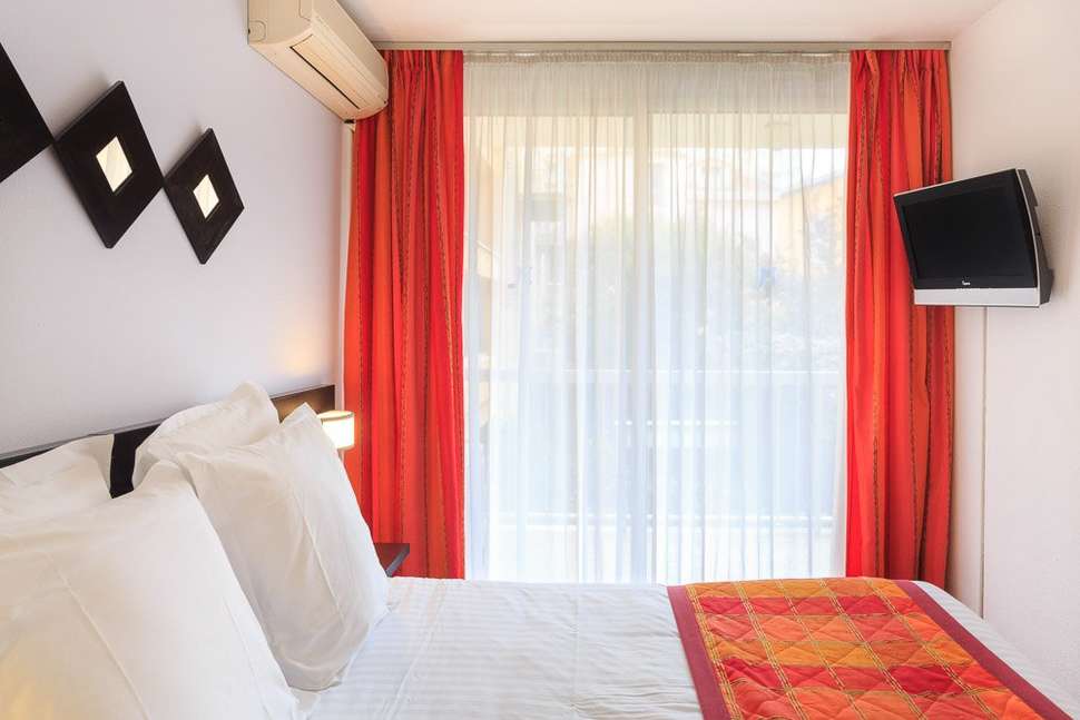 Ein Foto Hotel Mediterranee