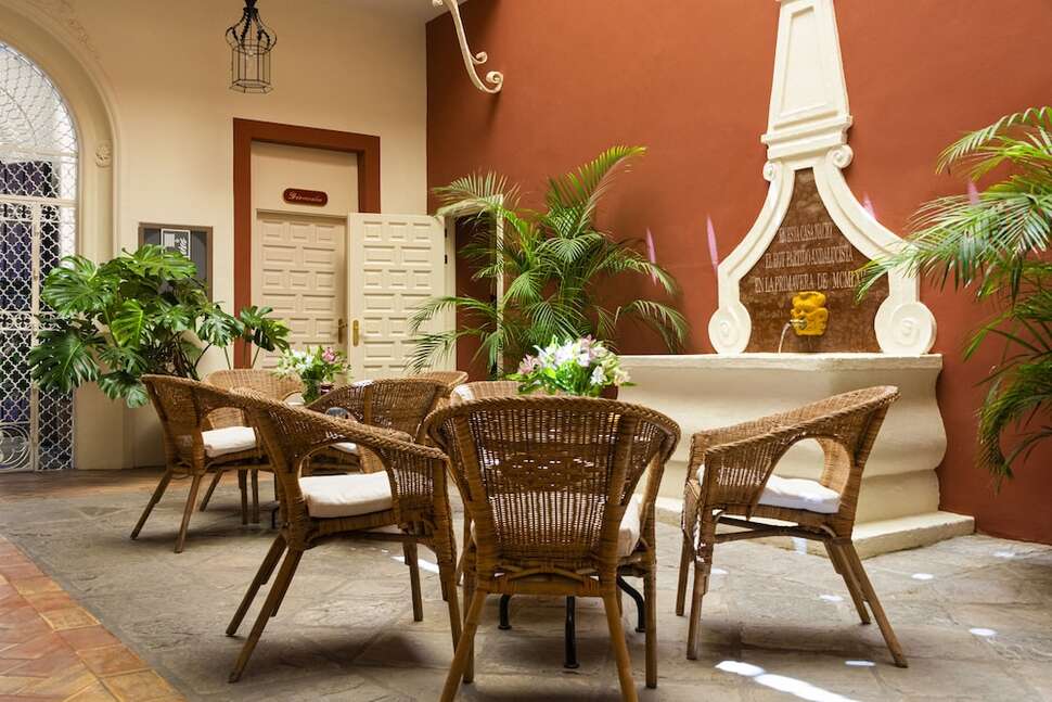 Ein Foto Las Casas de El Arenal Boutique Sevilla