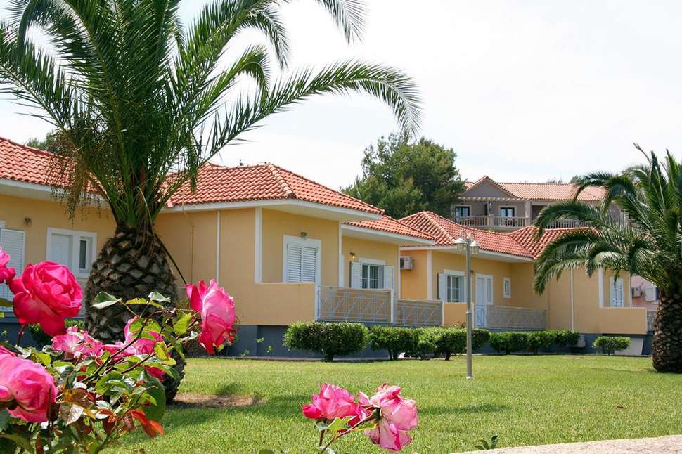 Een foto van de buitenkant van Seaview Village
