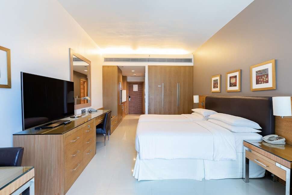 Ein Foto Four Points by Sheraton Bur Dubai