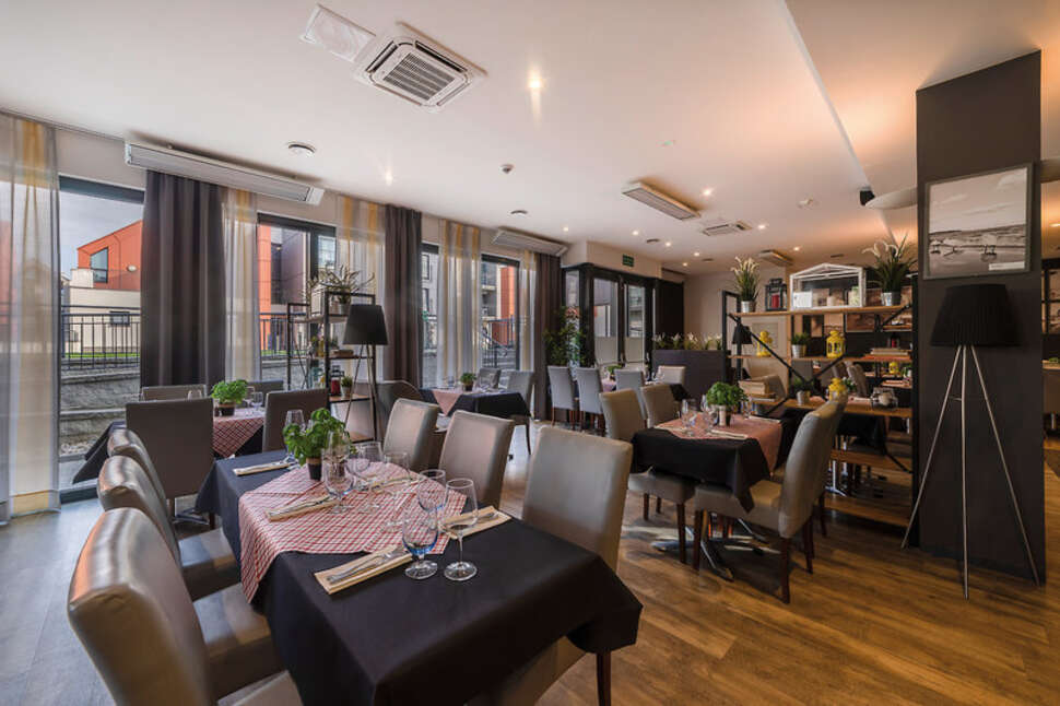 Ein Foto Golden Tulip Gdansk Residence