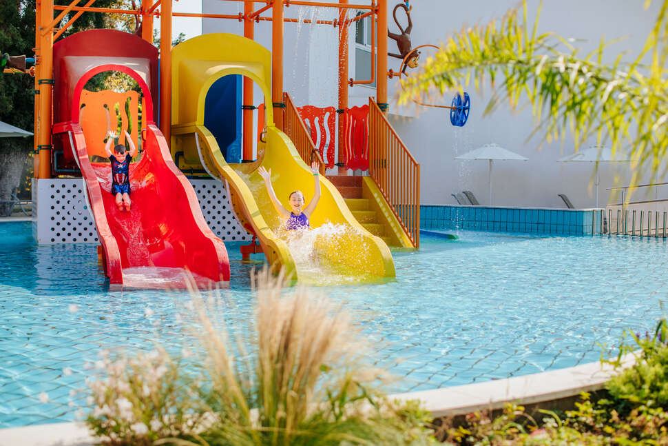 Een foto van het zwembad bij Sofianna Resort & Spa