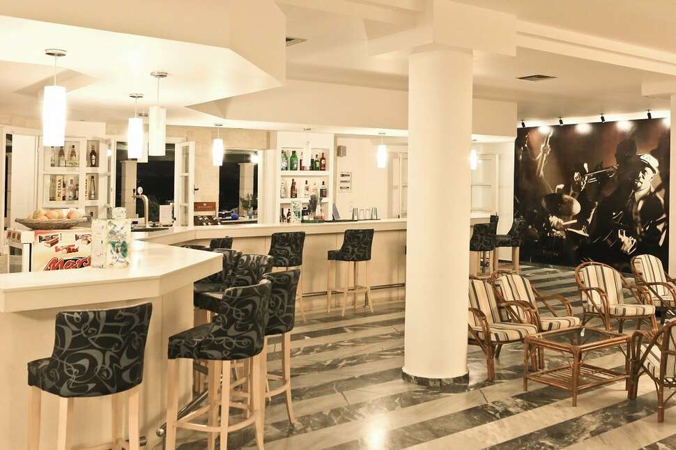 Een foto van de faciliteiten bij Semiramis Village Hotel