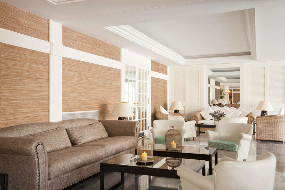 Een foto van het interieur van Hotel Augusta Club