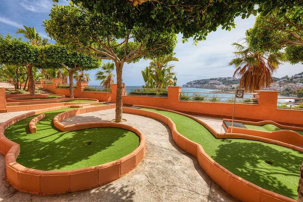 Een foto van de faciliteiten bij Playacalida Hotel