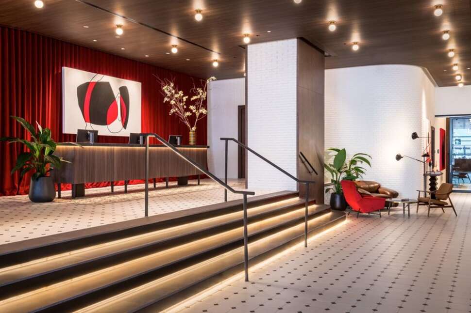 Ein Foto Canopy by Hilton Madrid Castellana