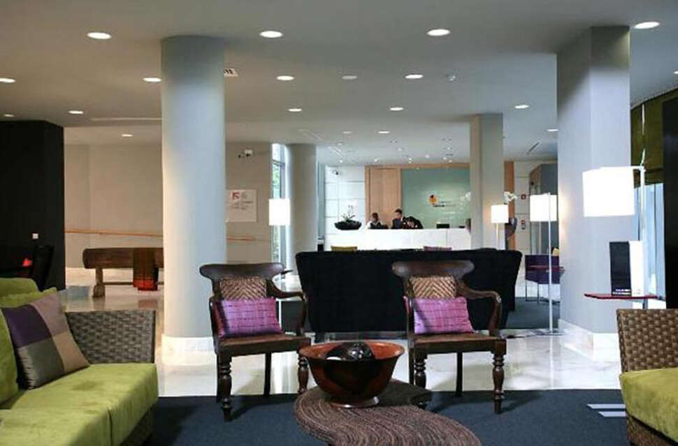 Een foto van het interieur van Golden Residence