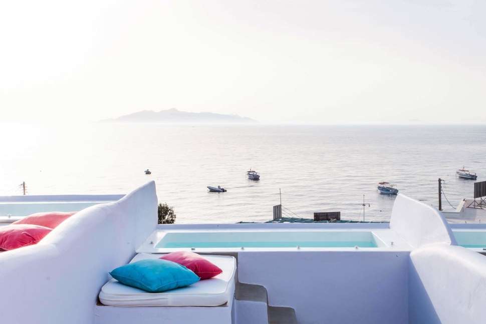 Een foto van Blue Waves Hotel