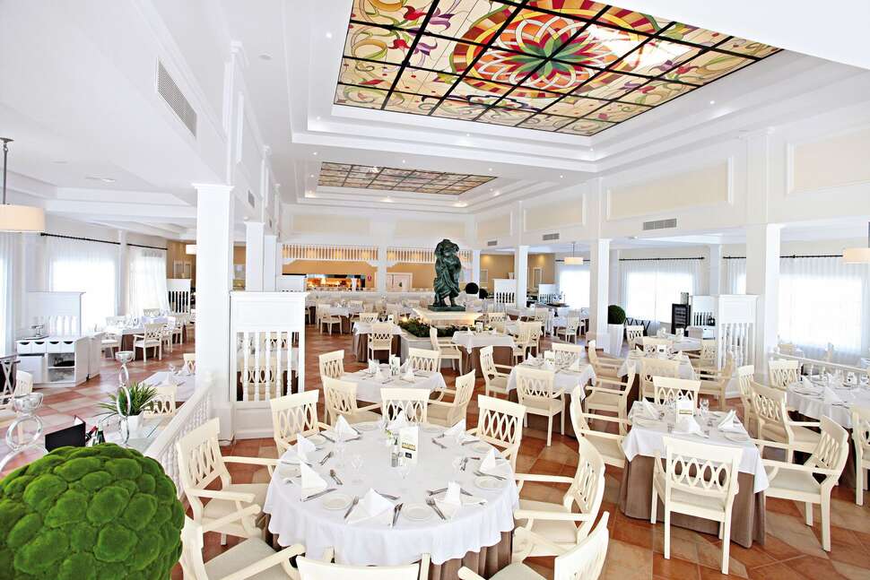 Een foto van Luxury Bahia Principe Ambar