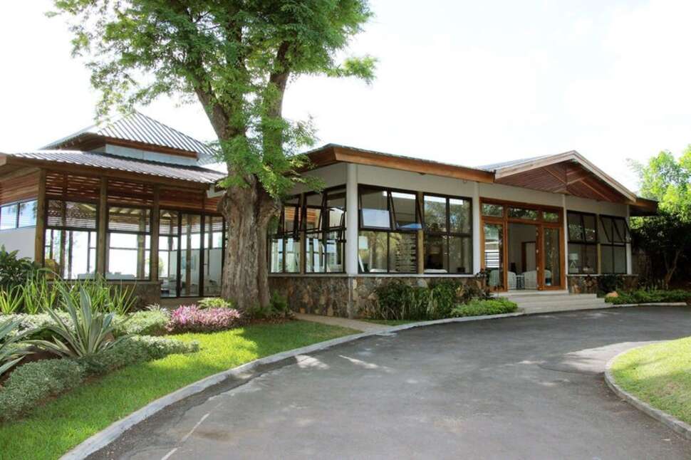 Een foto van de buitenkant van Anelia Resort & Spa