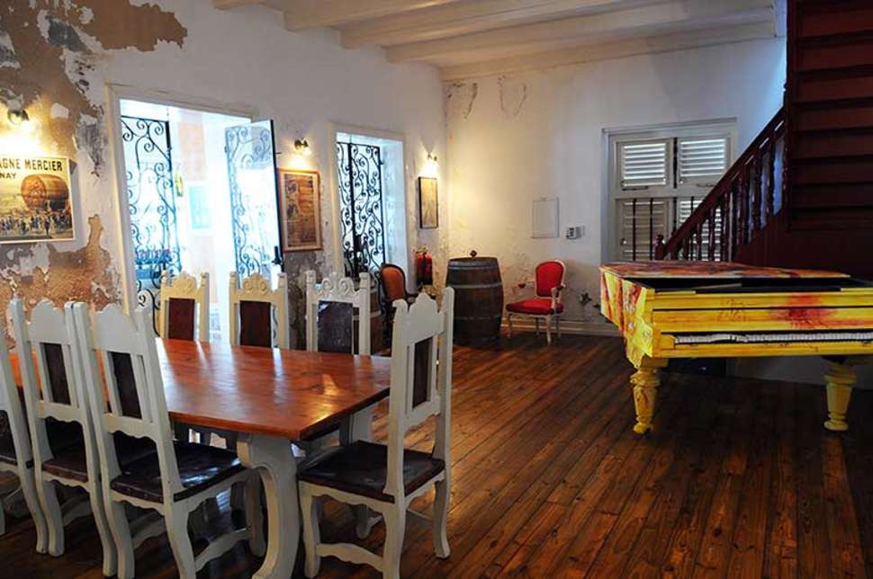 Een foto van het interieur van Pietermaai Boutique Hotel