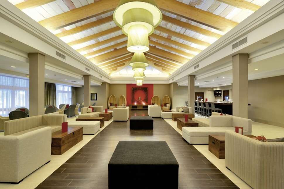 Ein Foto vom Innenbereich im Vincci Costa Golf
